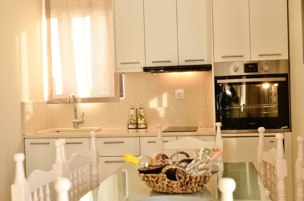 Sunrays Housing Apartment Kalamata Exterior photo