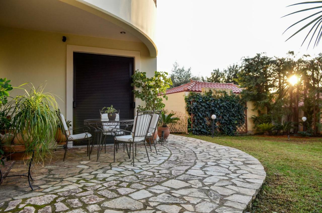 Sunrays Housing Apartment Kalamata Exterior photo