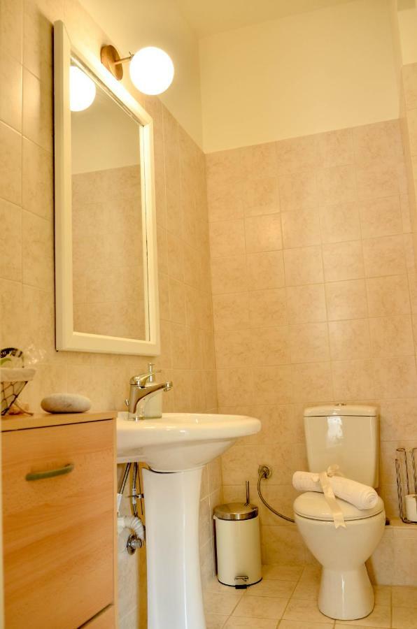 Sunrays Housing Apartment Kalamata Exterior photo